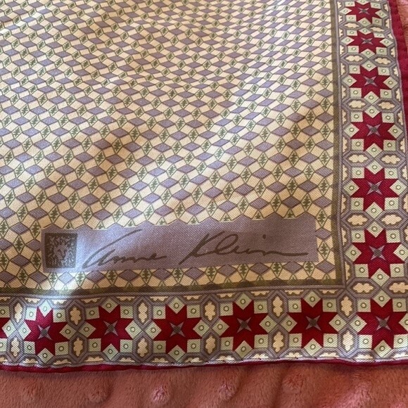 Lavender and pink Anne Klein square scarf - Picture 2 of 7